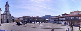
			Vista panorámica de la Plaza de Muros de Nalón
		