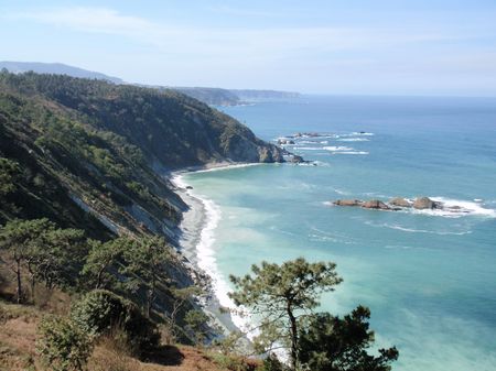 Vista de la playa Cazonera desde el mirador de la Atalaya.