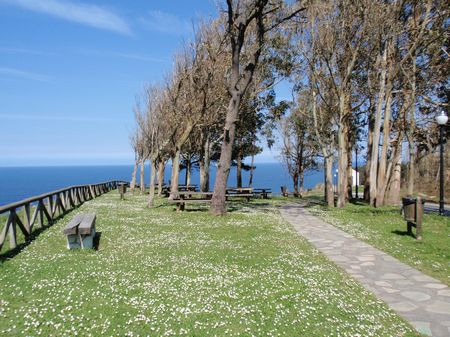 Vista del merendero del Espiritu Santo