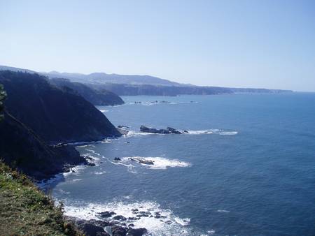 Vista de la costa occidental hasta Cabo Vidio