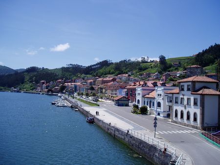 Vista del puerto de San Esteban desde los Cargaderos.